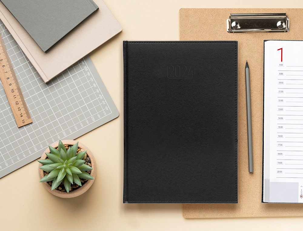 AGENDA ENCUADERNADA LIDERPAPEL CRETA 17X24 CM 2024 DIA PAGINA COLOR NEGRO PAPEL 70 GR