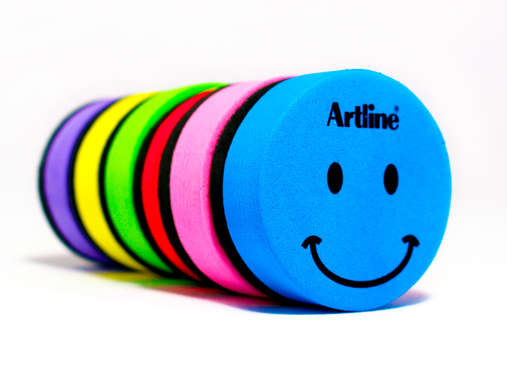 BORRADOR ARTLINE PIZARRA BLANCA REDONDO MAGNETICO CARA SMILEY COLORES SURTIDOS
